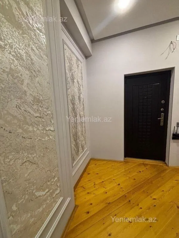 Satılır 2 otaqlı yeni tikili 70 m²