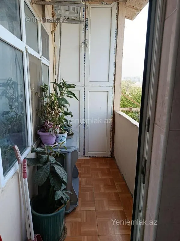 Satılır 3 otaqlı köhnə tikili 80 m²