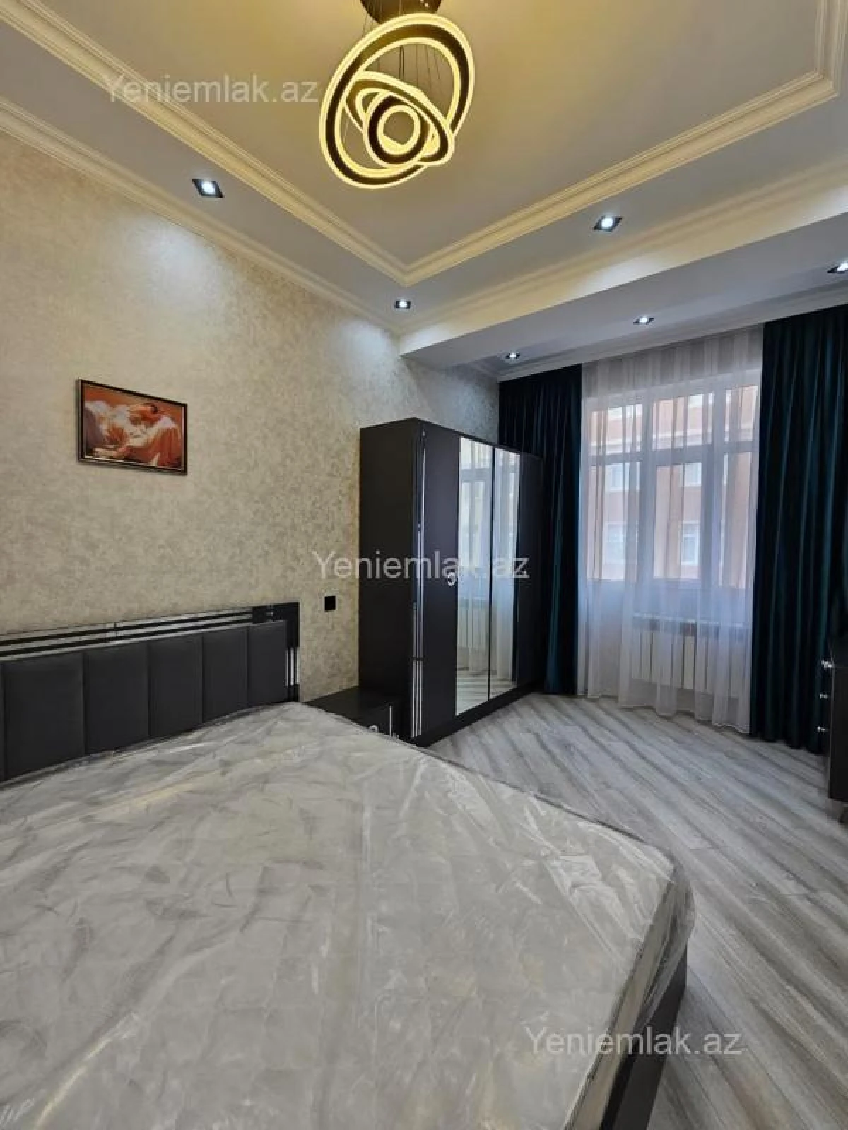 Satılır 3 otaqlı yeni tikili 86 m²