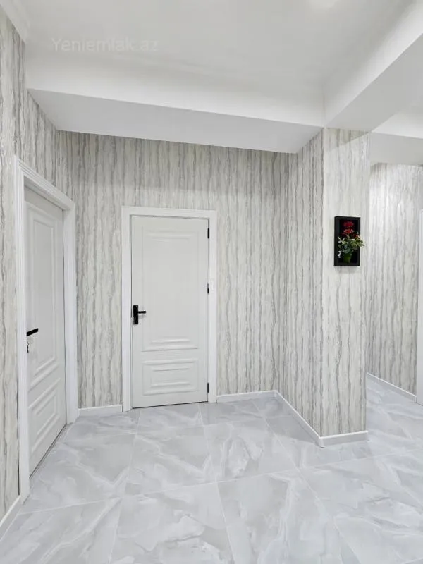 Satılır 3 otaqlı yeni tikili 86 m²