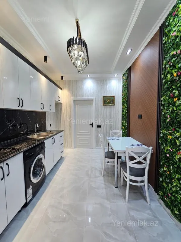 Satılır 3 otaqlı yeni tikili 86 m²