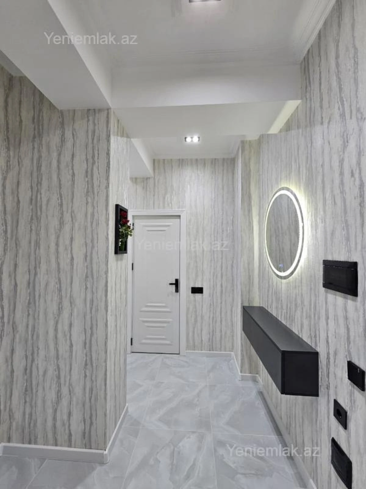 Satılır 3 otaqlı yeni tikili 86 m²