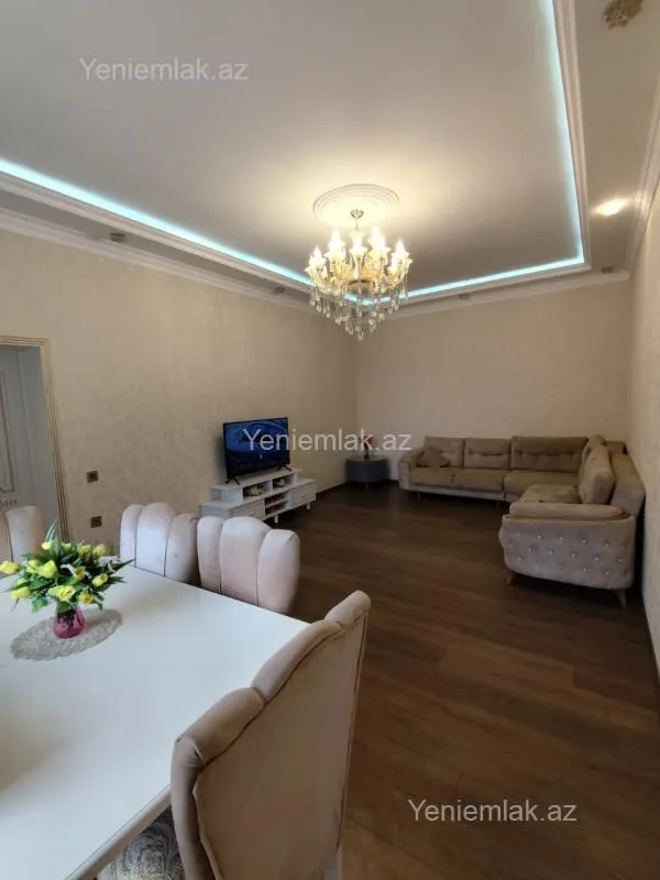 Satılır 4 otaqlı həyət evi 156 m²