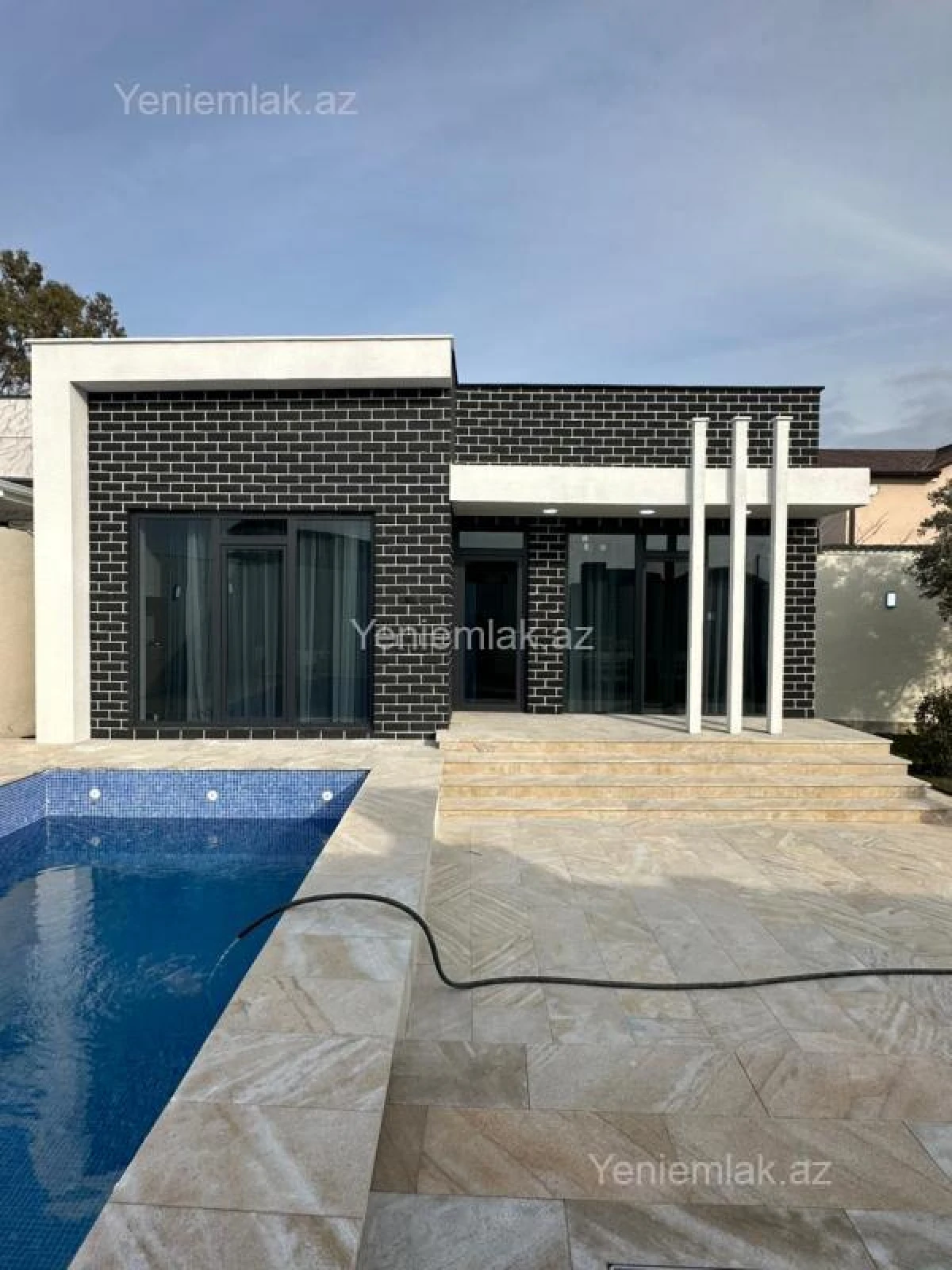 Satılır 4 otaqlı həyət evi 170 m²