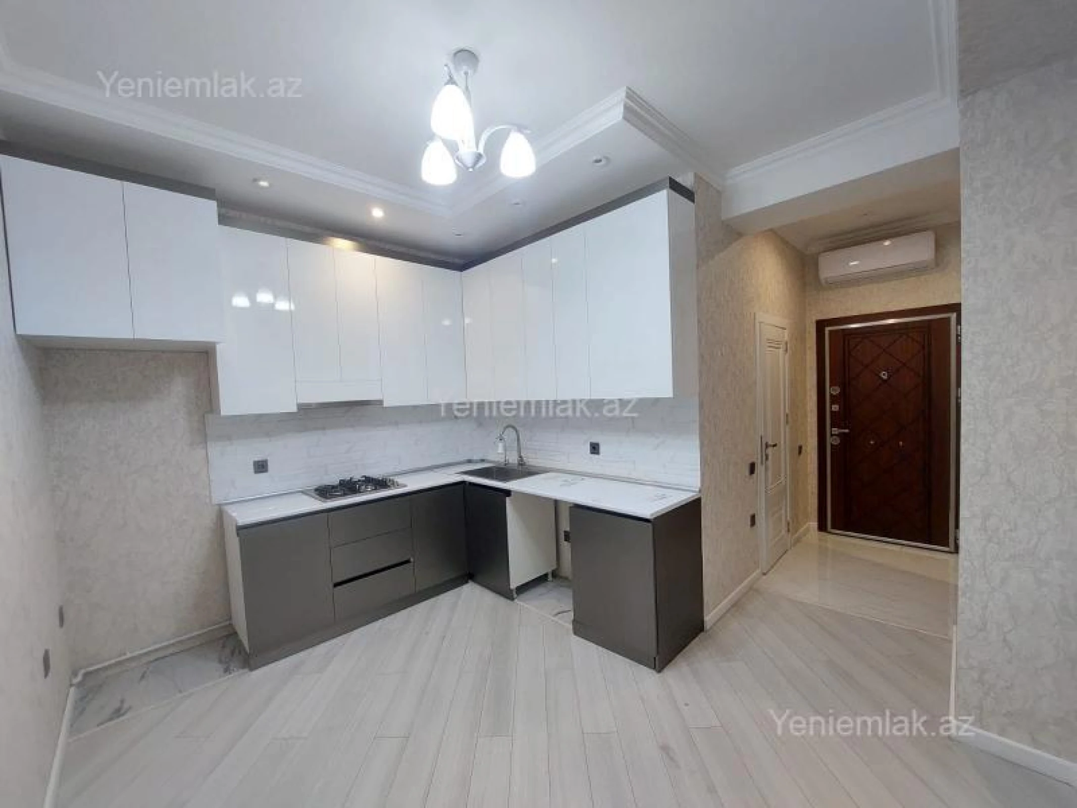 Satılır 2 otaqlı yeni tikili 61 m²