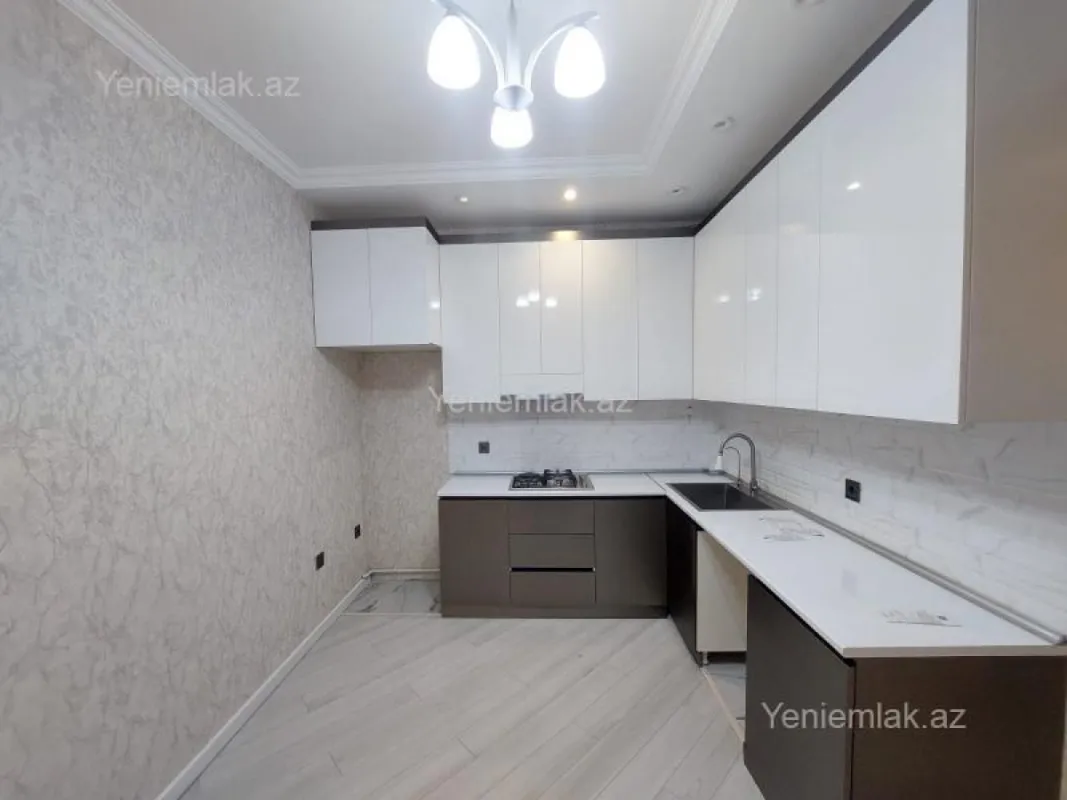Satılır 2 otaqlı yeni tikili 61 m²