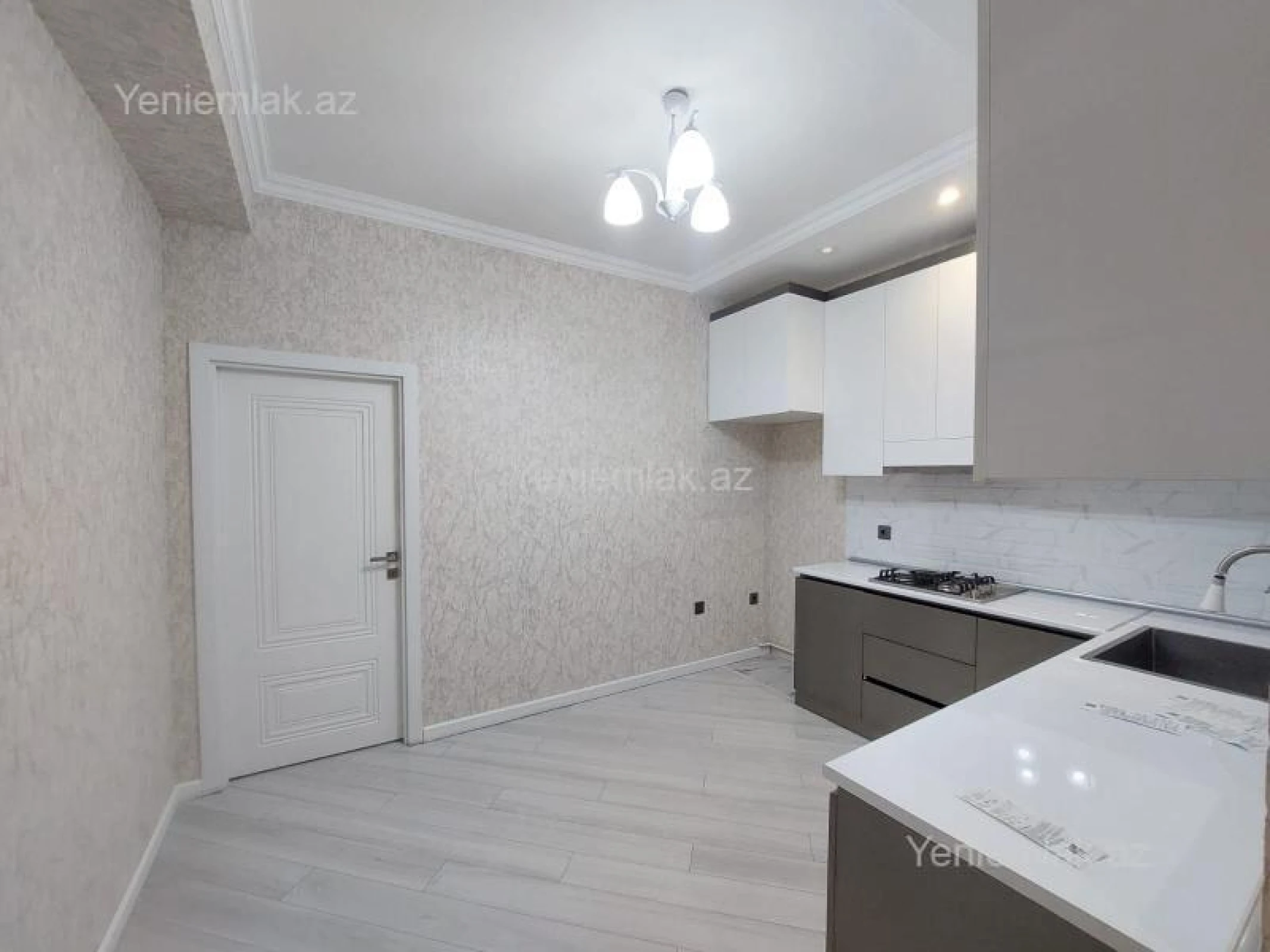 Satılır 2 otaqlı yeni tikili 61 m²