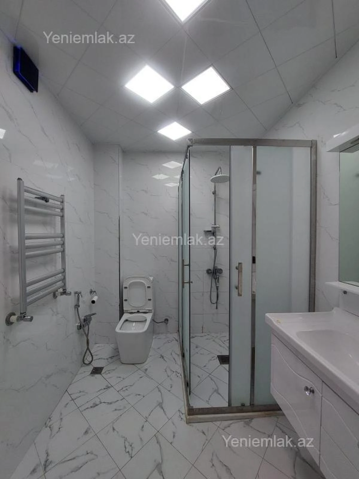 Satılır 2 otaqlı yeni tikili 61 m²