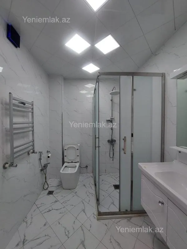 Satılır 2 otaqlı yeni tikili 61 m²