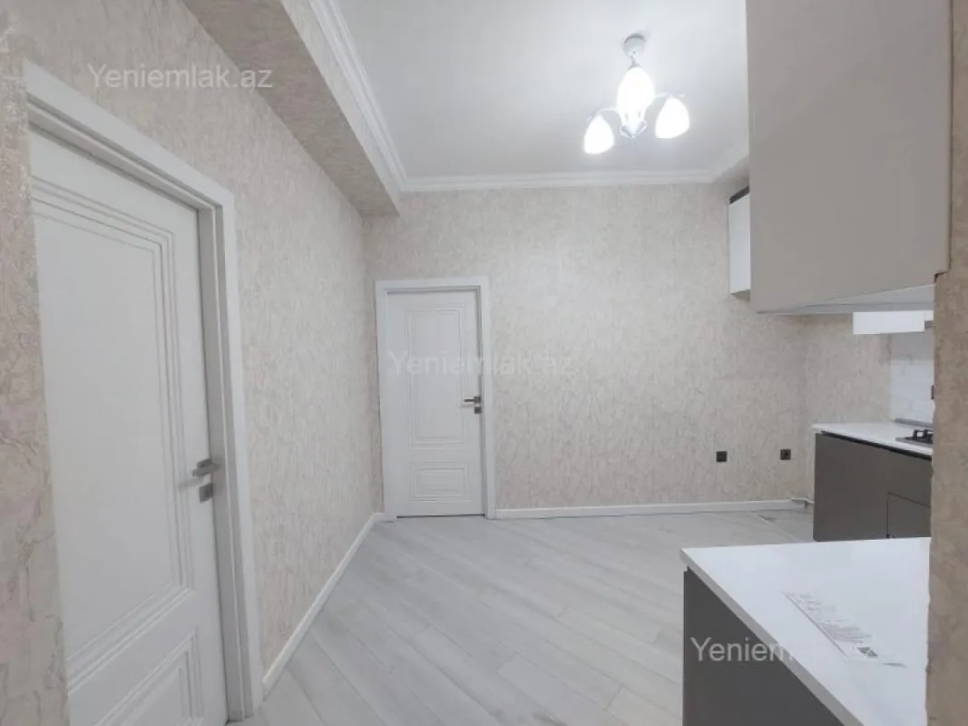 Satılır 2 otaqlı yeni tikili 61 m²