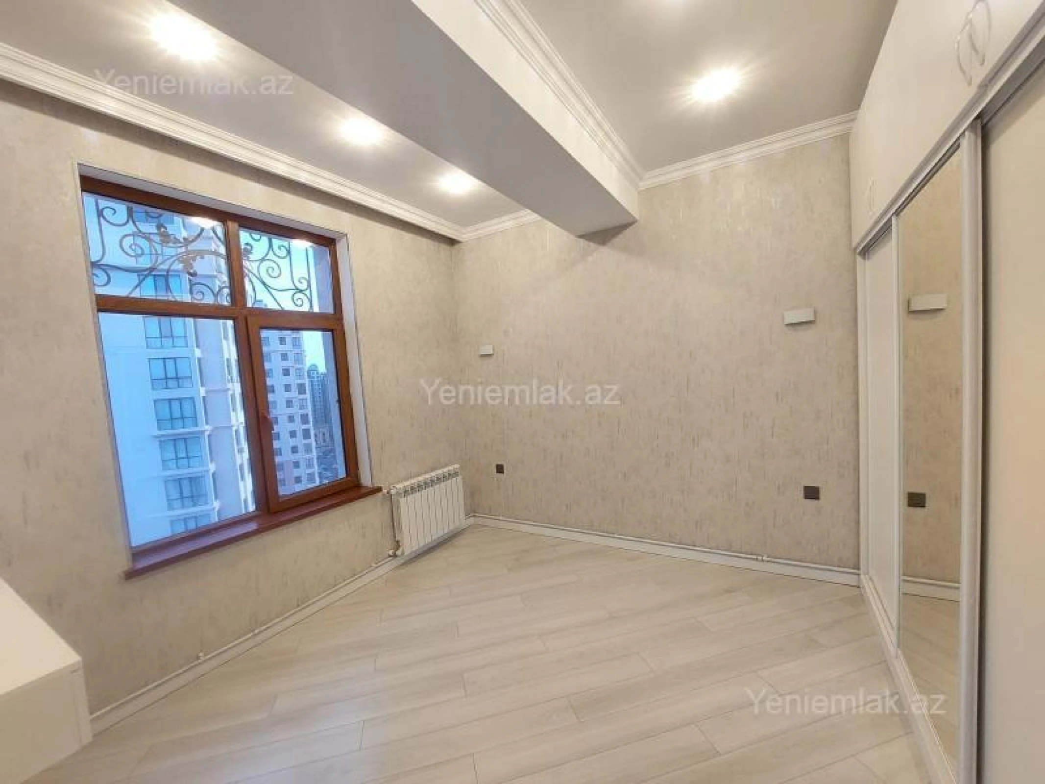 Satılır 2 otaqlı yeni tikili 61 m²