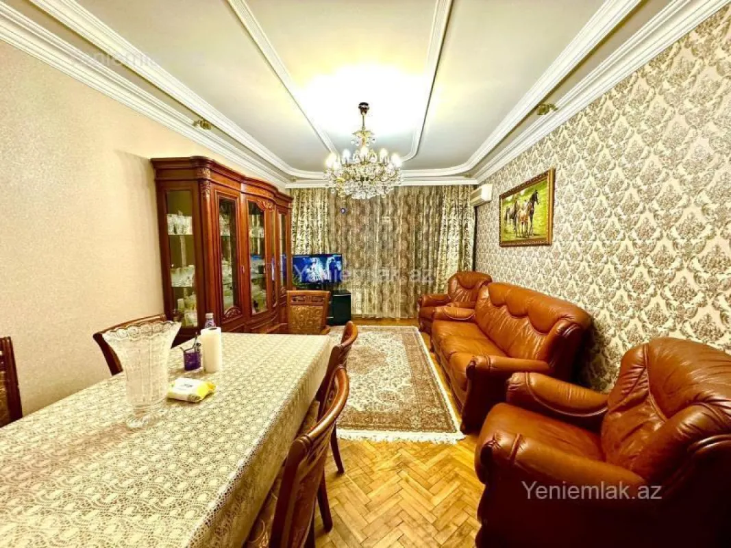 Satılır 3 otaqlı köhnə tikili 85 m²