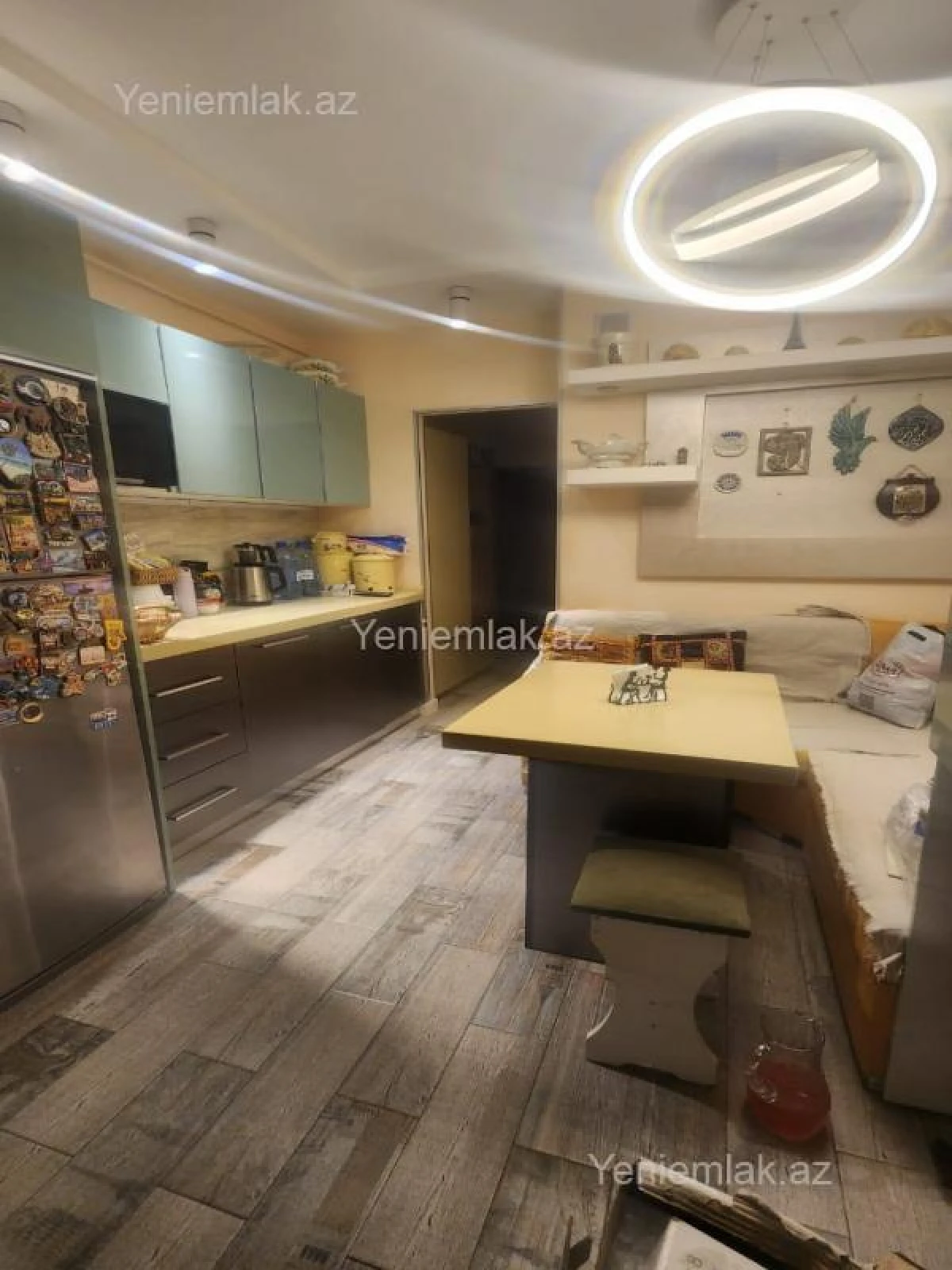 Satılır 2 otaqlı köhnə tikili 55 m²