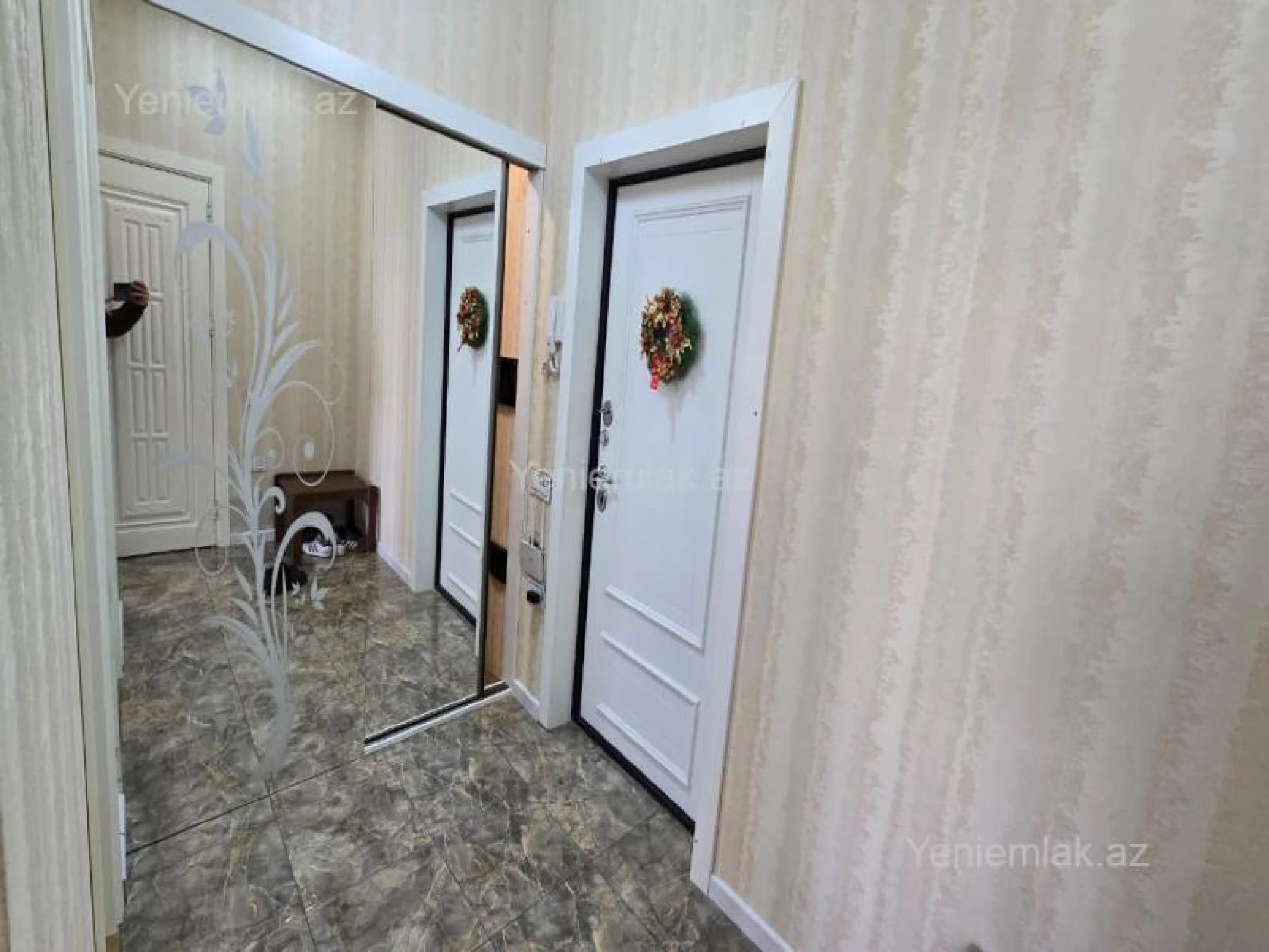 Satılır 2 otaqlı yeni tikili 65 m²