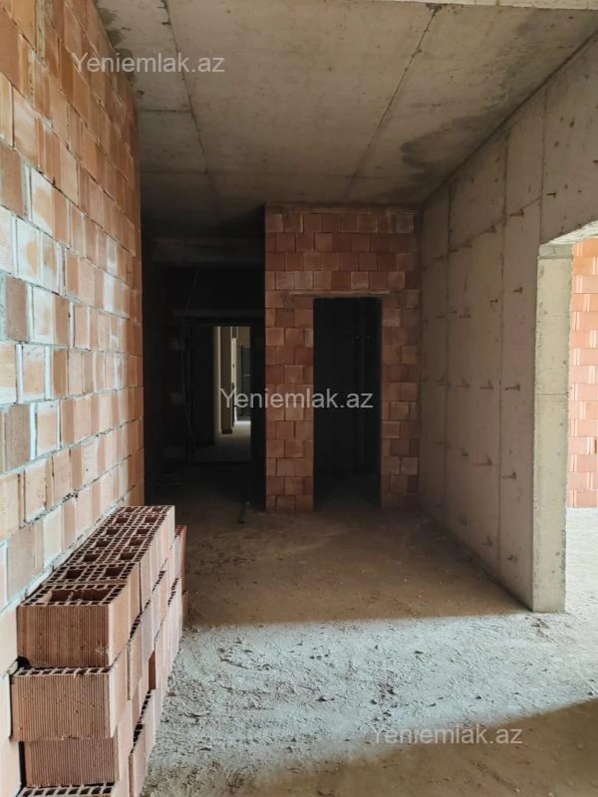 Satılır 4 otaqlı yeni tikili 145.5 m²