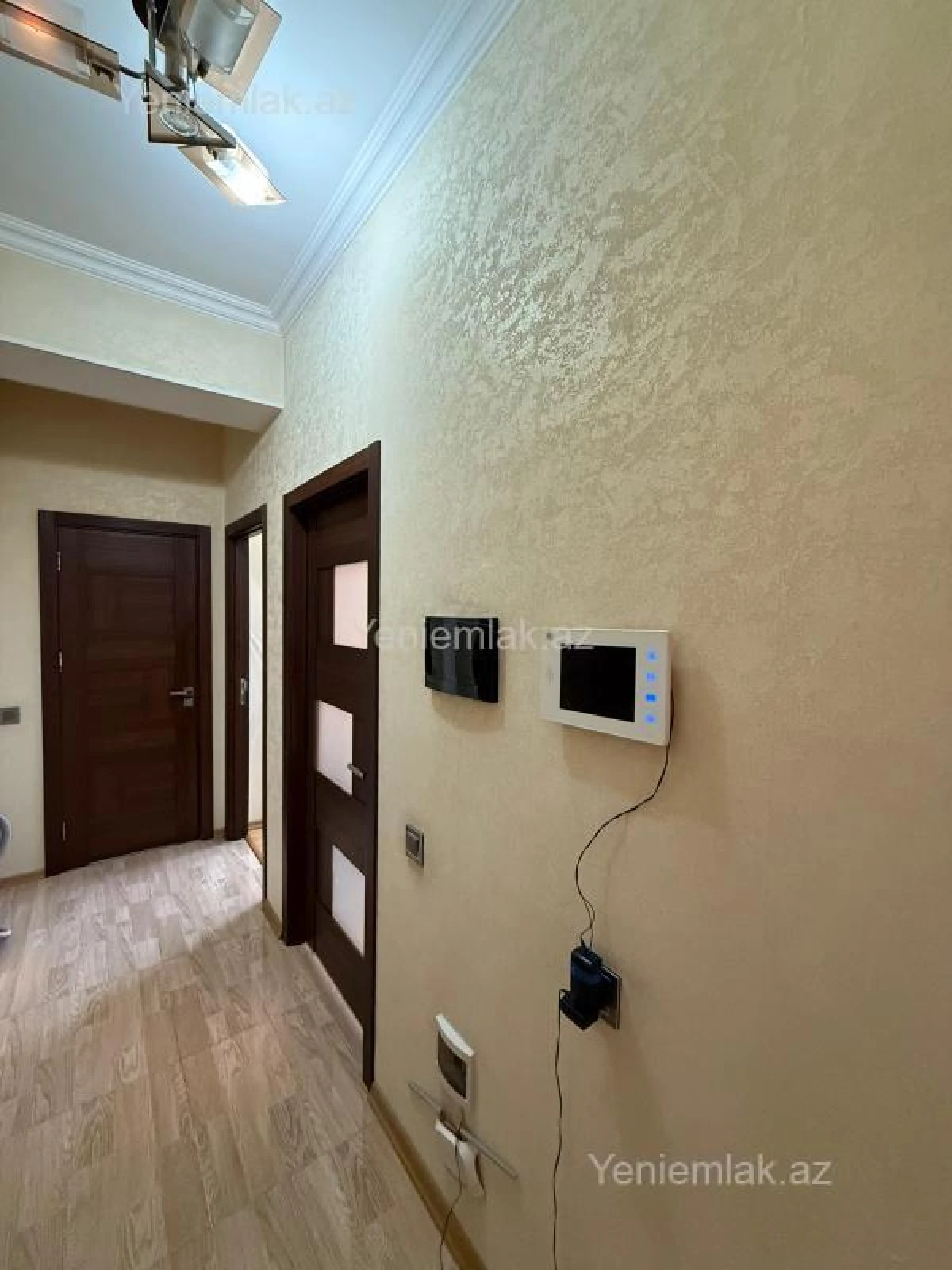 Satılır 2 otaqlı yeni tikili 61 m²