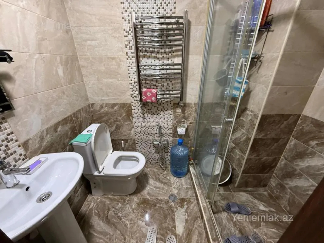 Satılır 2 otaqlı yeni tikili 61 m²