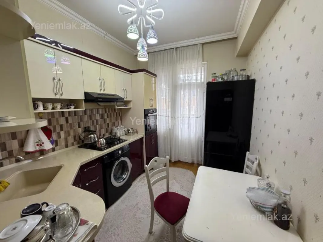 Satılır 2 otaqlı yeni tikili 61 m²