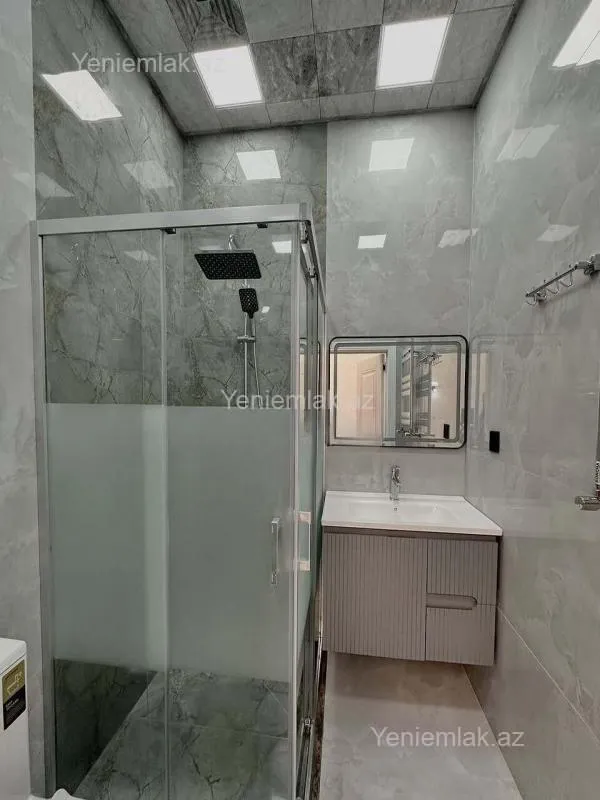 Satılır 4 otaqlı həyət evi 130 m²