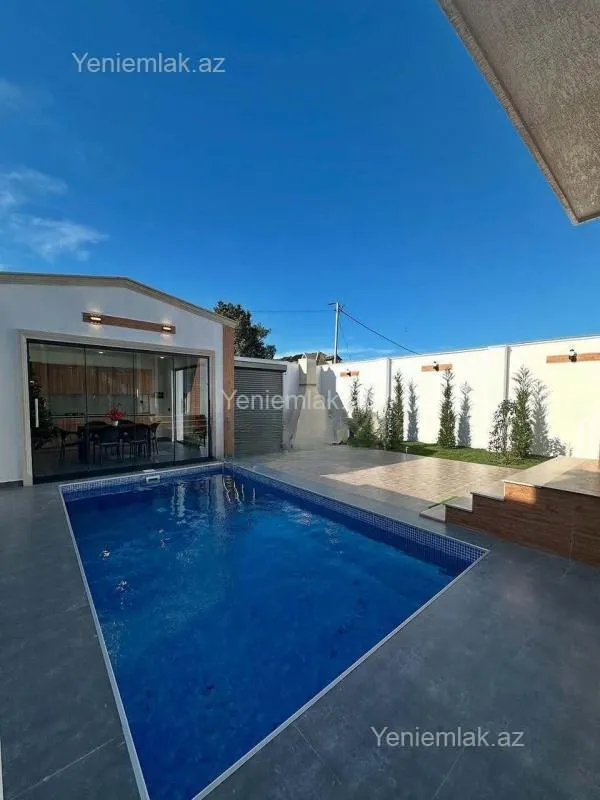 Satılır 4 otaqlı həyət evi 130 m²