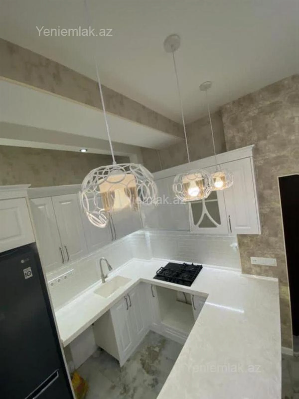 Satılır 4 otaqlı yeni tikili 94 m²