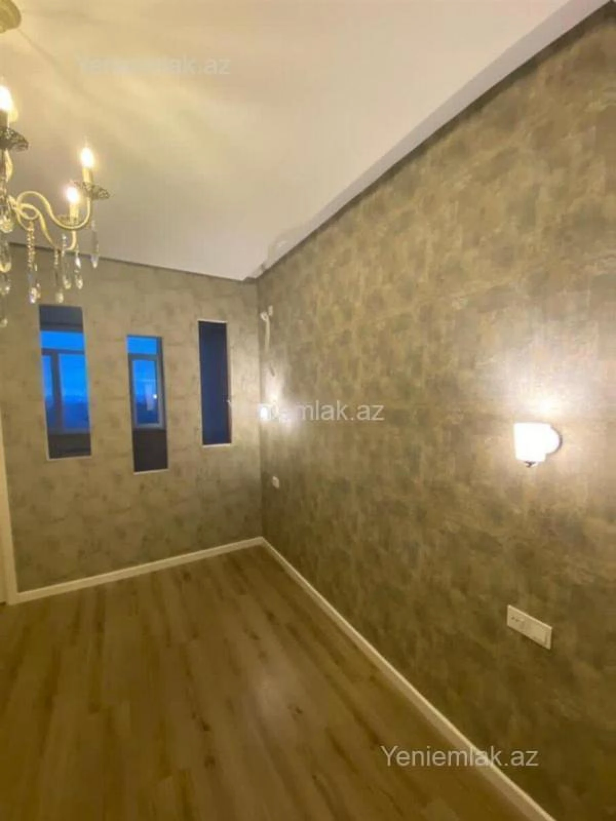 Satılır 4 otaqlı yeni tikili 94 m²