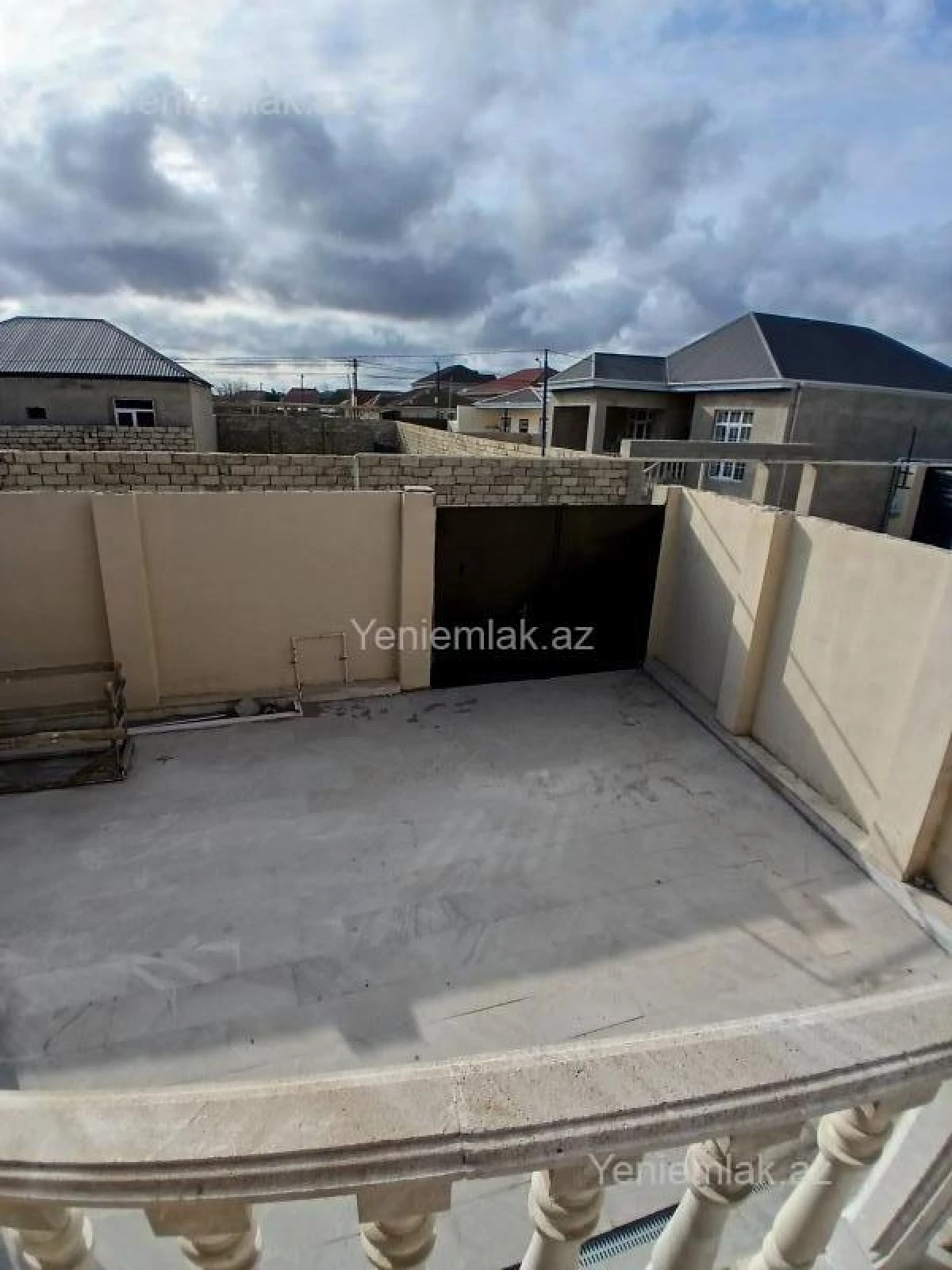 Satılır 4 otaqlı həyət evi 150 m²