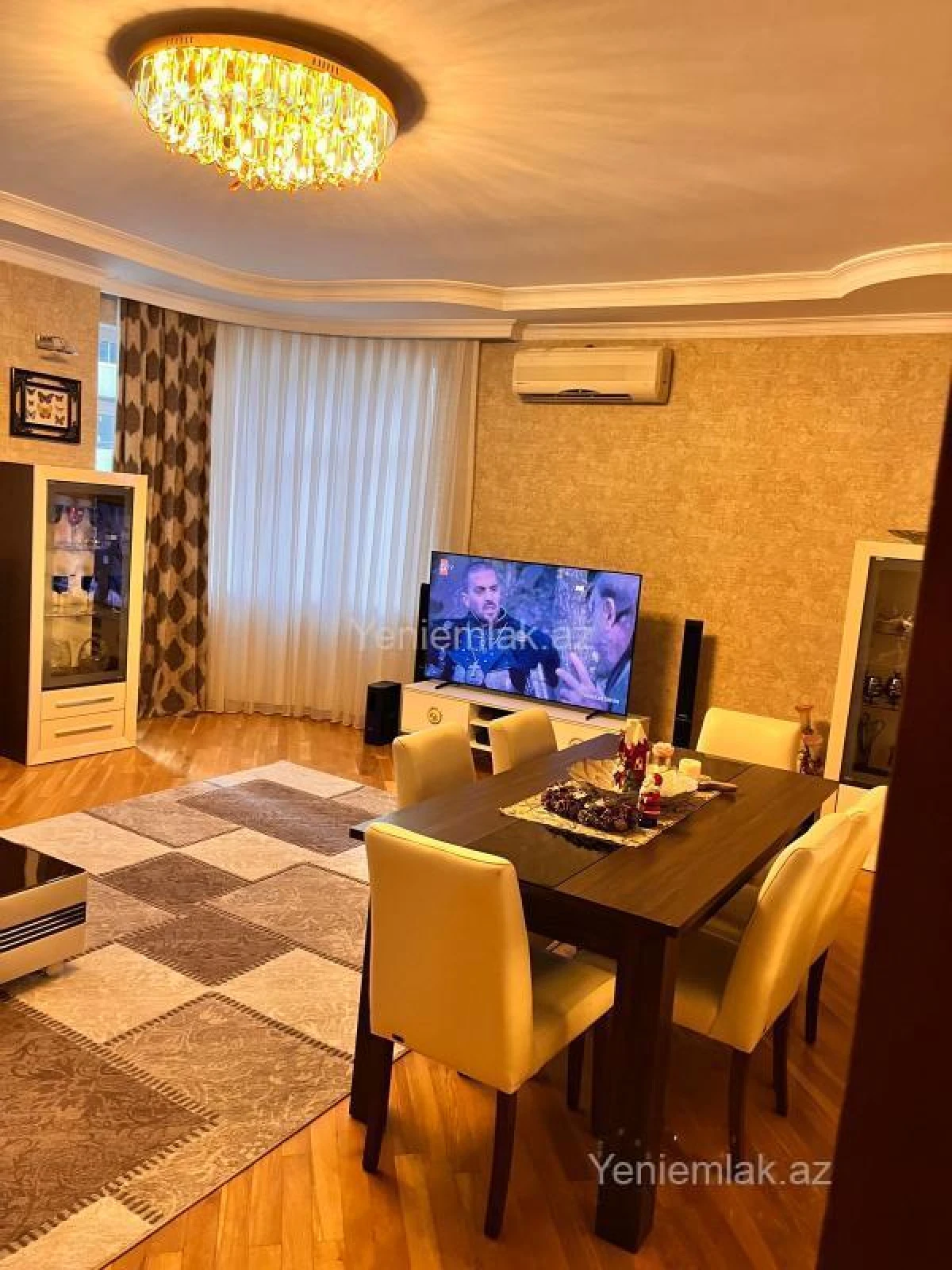 Satılır 4 otaqlı yeni tikili 205.5 m²