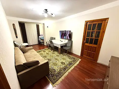 Satılır 2 otaqlı köhnə tikili 60 m²