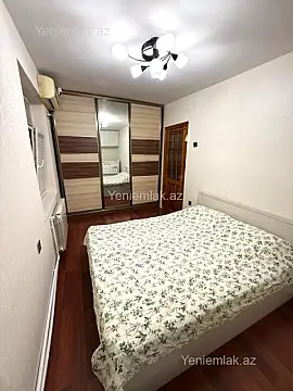 Satılır 2 otaqlı köhnə tikili 60 m²