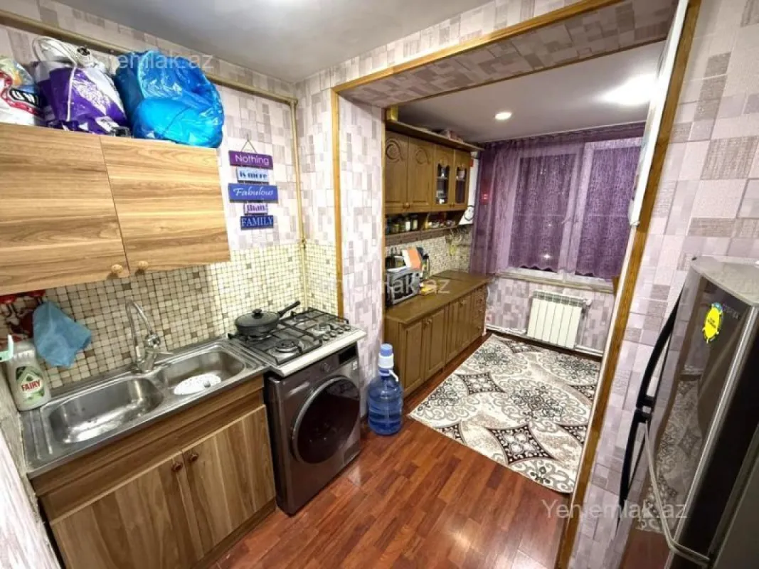 Satılır 2 otaqlı köhnə tikili 60 m²