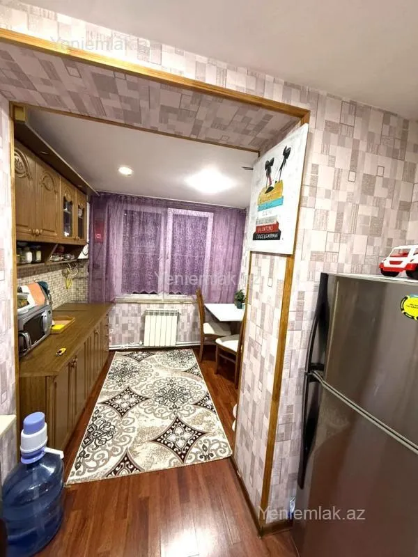 Satılır 2 otaqlı köhnə tikili 60 m²