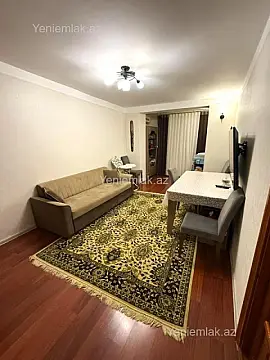 Satılır 2 otaqlı köhnə tikili 60 m²