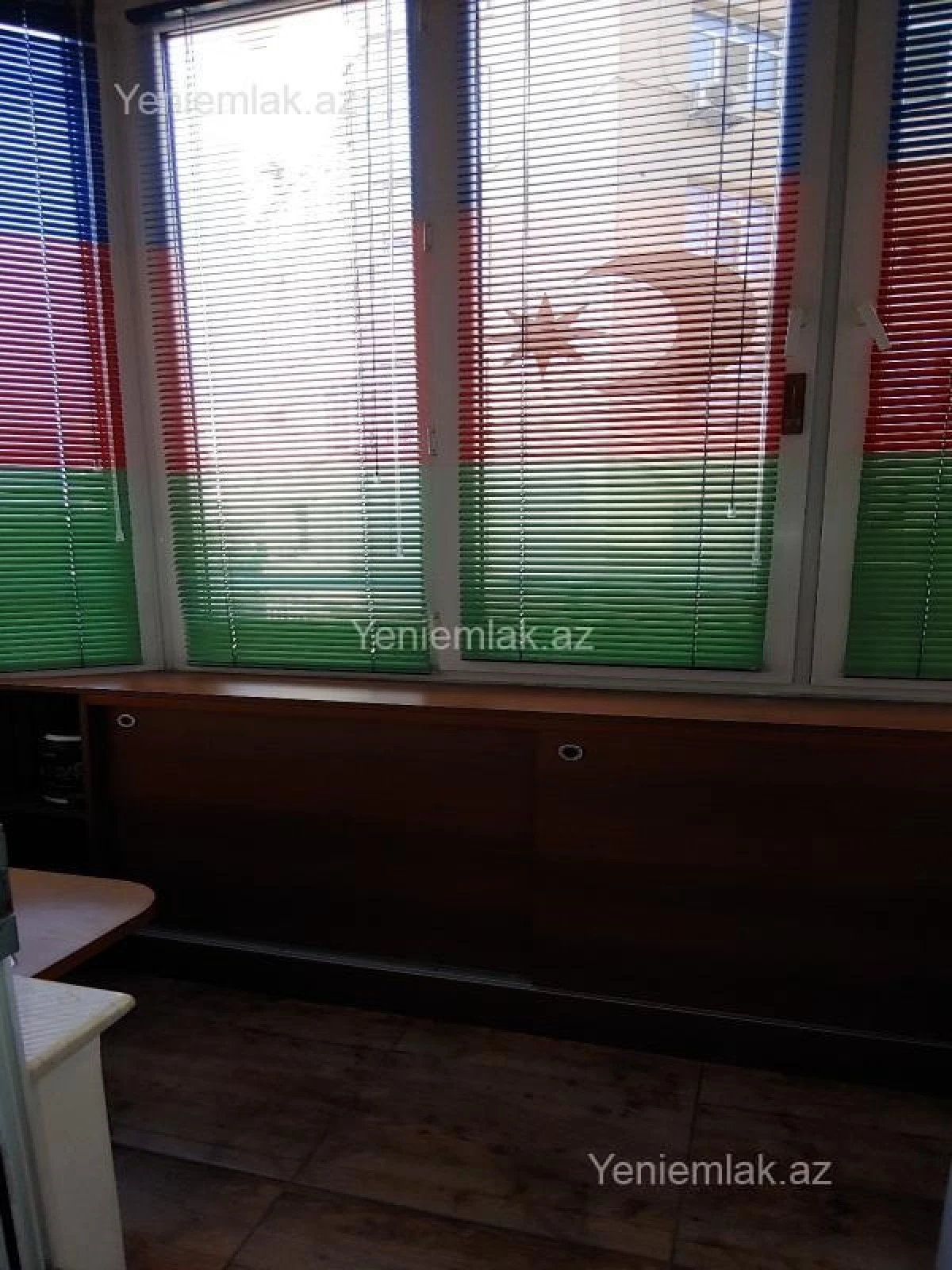 Satılır 3 otaqlı yeni tikili 102 m²