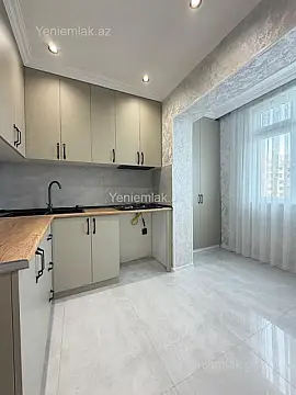 Satılır 3 otaqlı köhnə tikili 88 m²