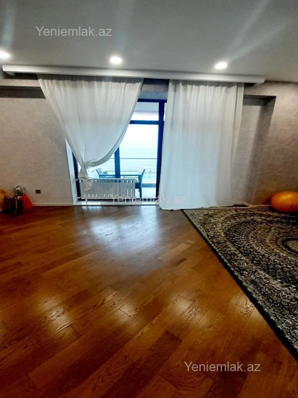 Satılır 4 otaqlı yeni tikili 171 m²
