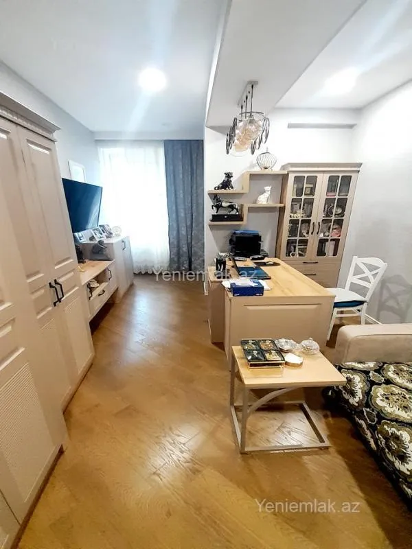 Satılır 4 otaqlı yeni tikili 171 m²