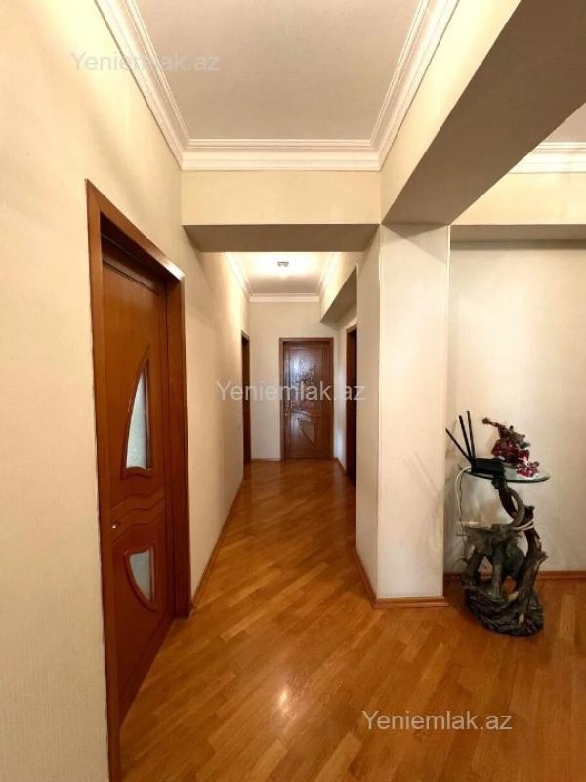 Satılır 4 otaqlı yeni tikili 200 m²