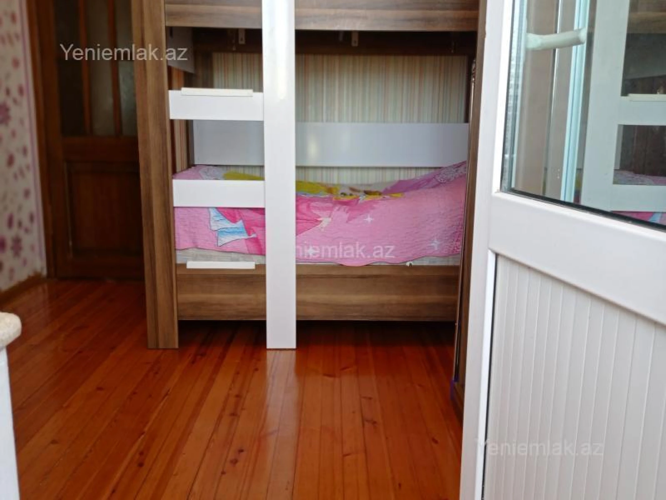 Satılır 3 otaqlı yeni tikili 105 m²