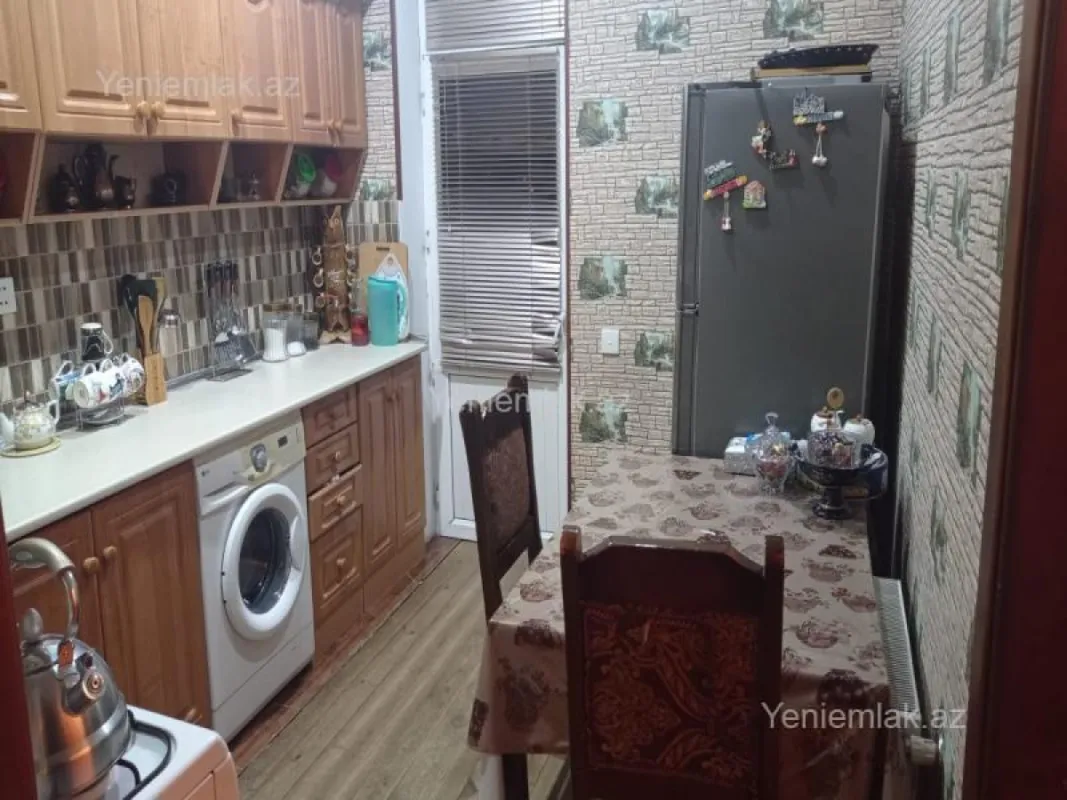 Satılır 3 otaqlı yeni tikili 105 m²