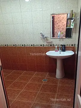 Satılır 3 otaqlı yeni tikili 105 m²
