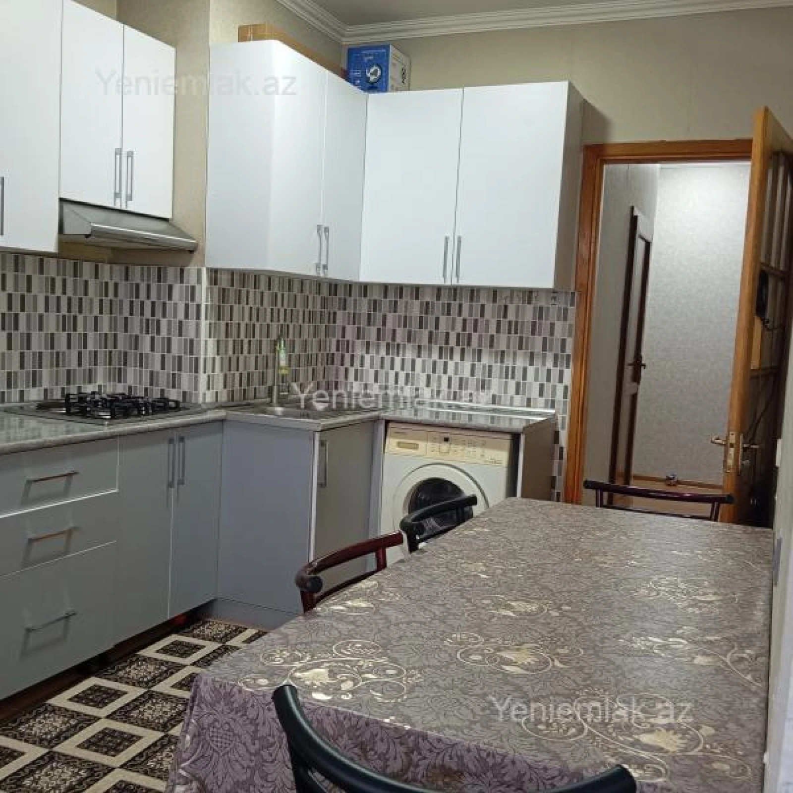 Satılır 2 otaqlı yeni tikili 72 m²