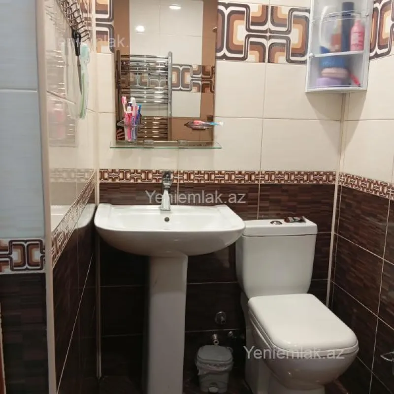 Satılır 2 otaqlı yeni tikili 72 m²