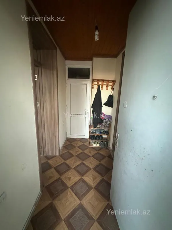 Satılır 7 otaqlı həyət evi 200 m²