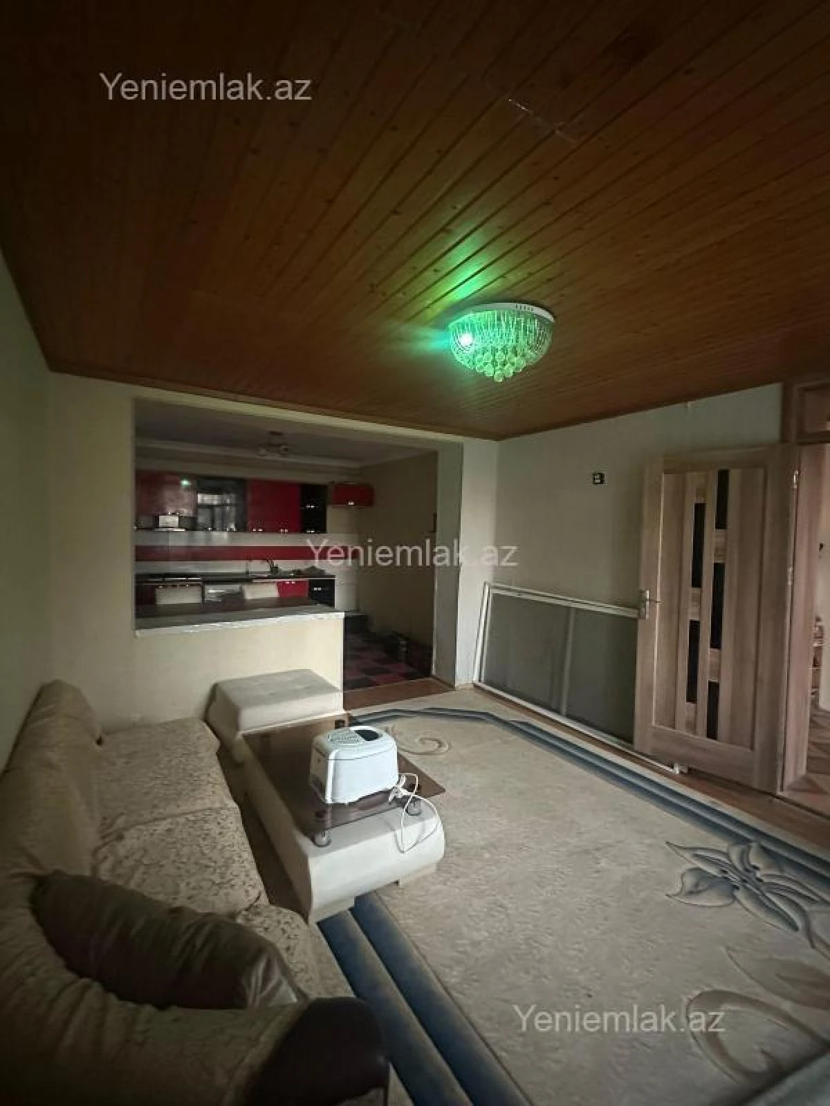 Satılır 7 otaqlı həyət evi 200 m²