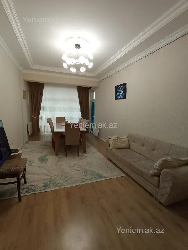 Satılır 3 otaqlı yeni tikili 104000 m²