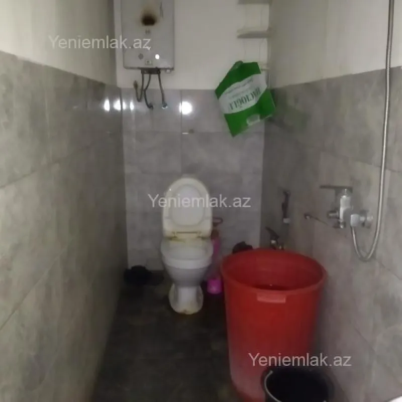 Satılır 2 otaqlı köhnə tikili 56 m²