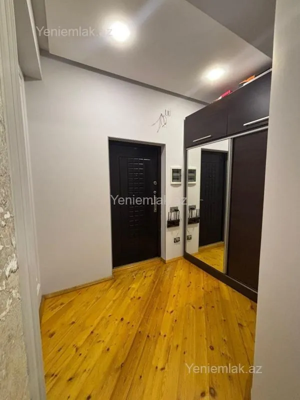 Satılır 2 otaqlı yeni tikili 70 m²
