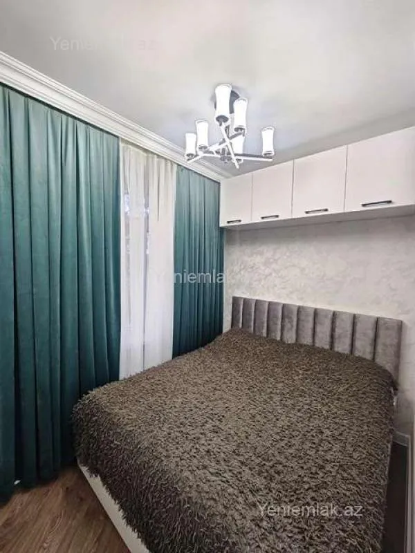 Satılır 2 otaqlı köhnə tikili 35 m²