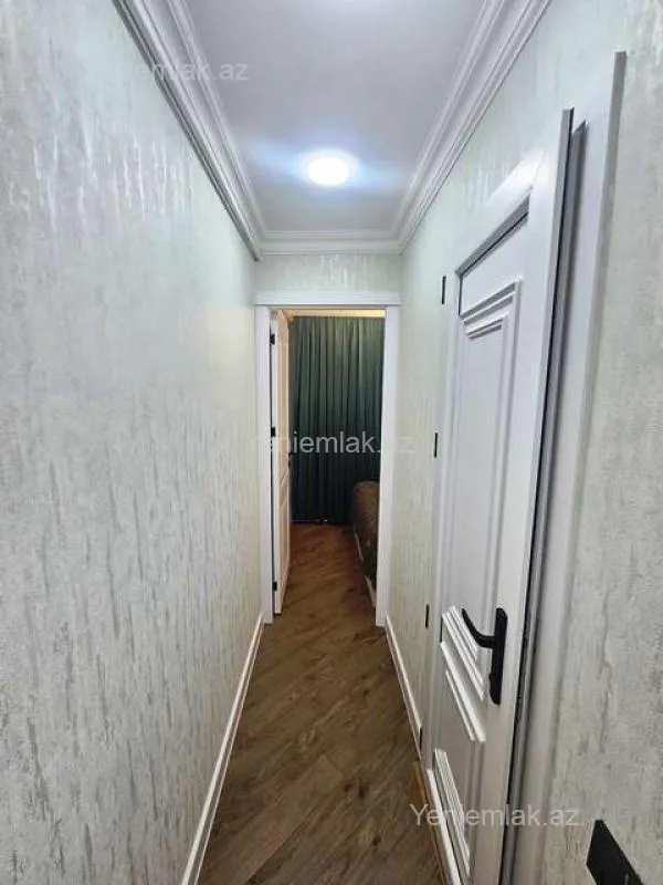 Satılır 2 otaqlı köhnə tikili 35 m²